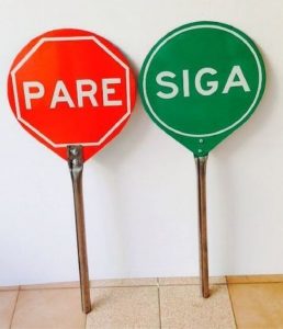 señaletica siga y pare